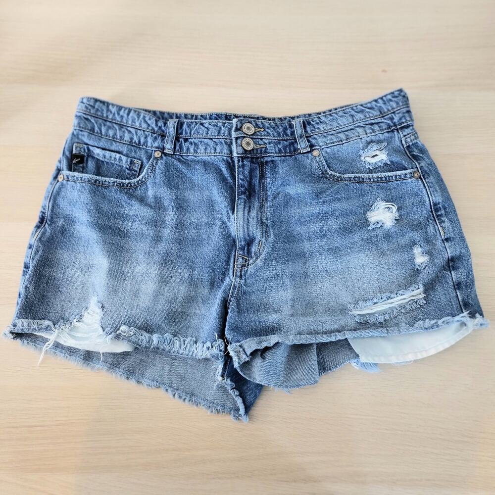 KanCan Blue Distressed Denim Jean Shorts